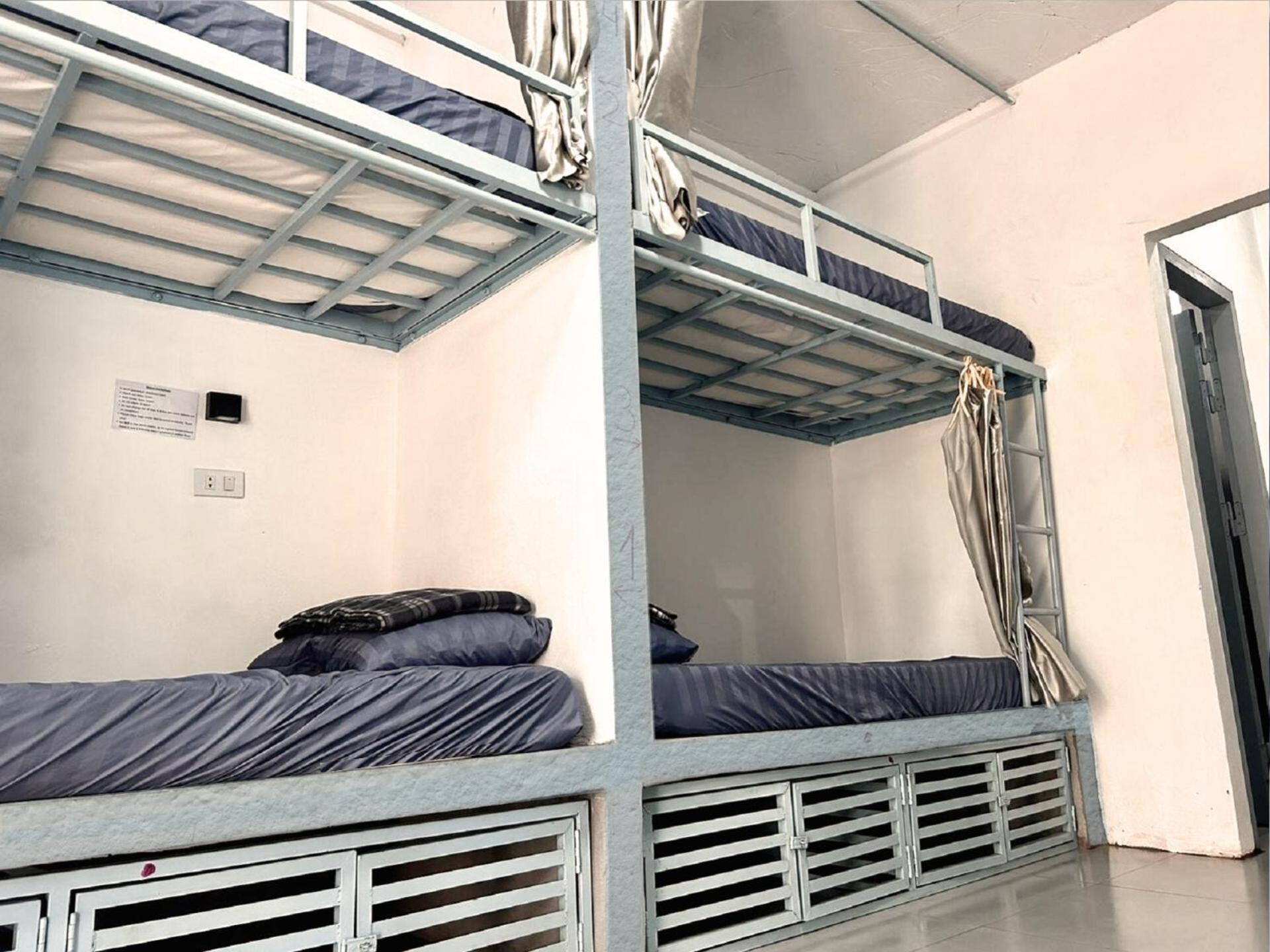 Sunrise Riverside Pool Hostel Луанг Прабанг Екстериор снимка
