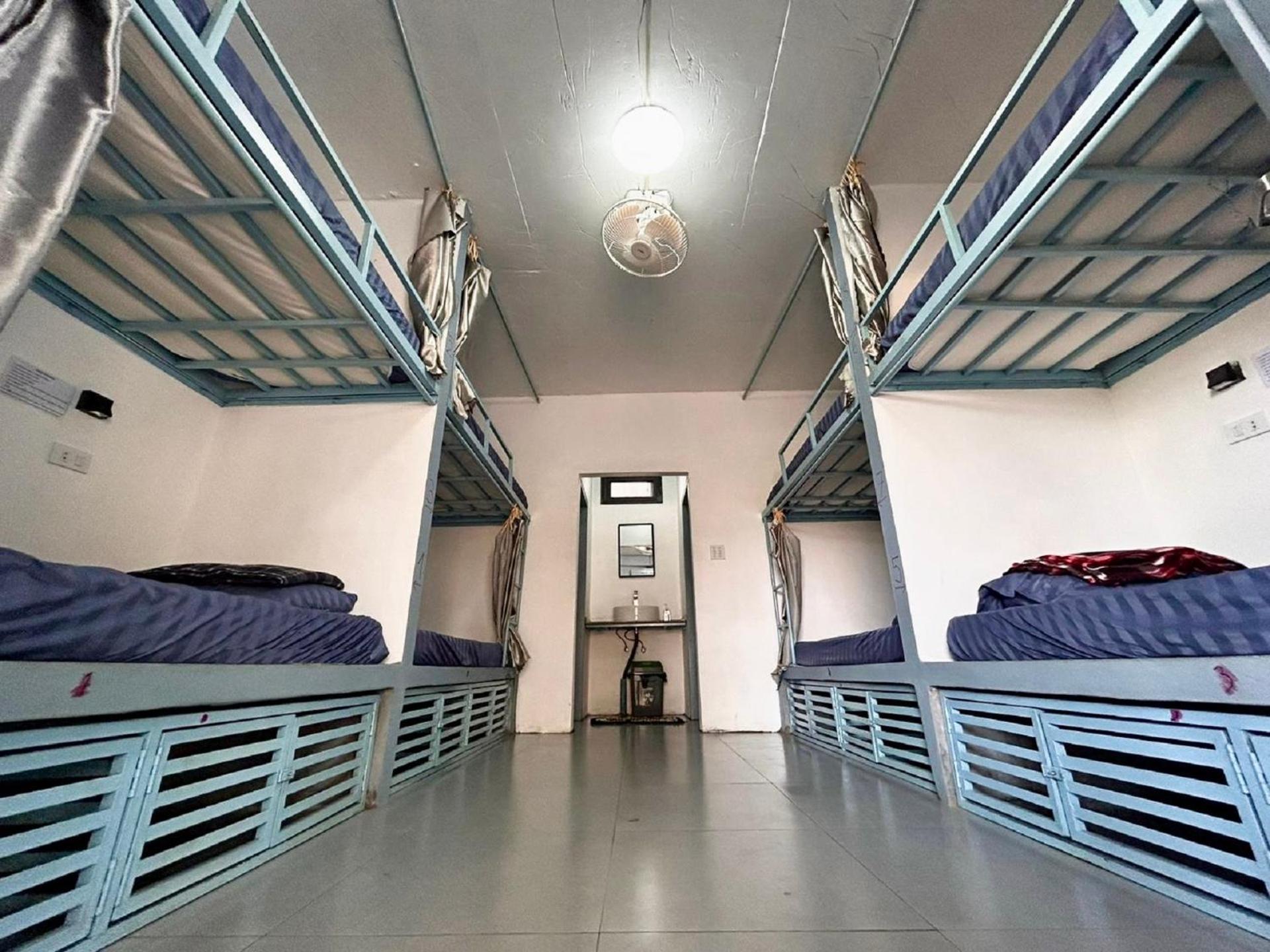 Sunrise Riverside Pool Hostel Луанг Прабанг Екстериор снимка