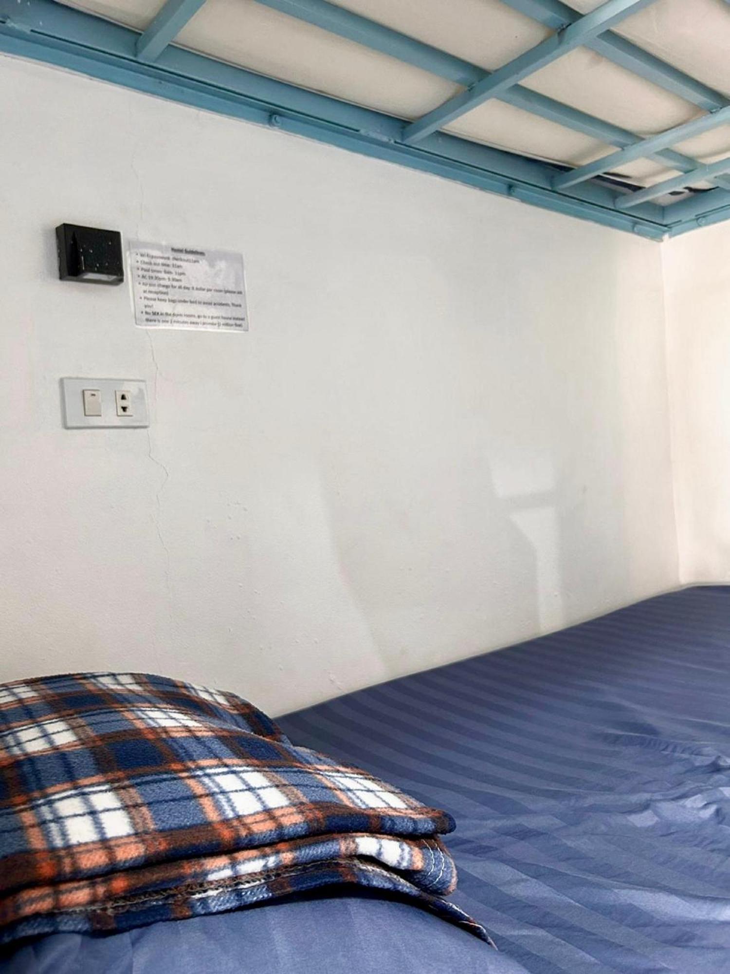 Sunrise Riverside Pool Hostel Луанг Прабанг Екстериор снимка