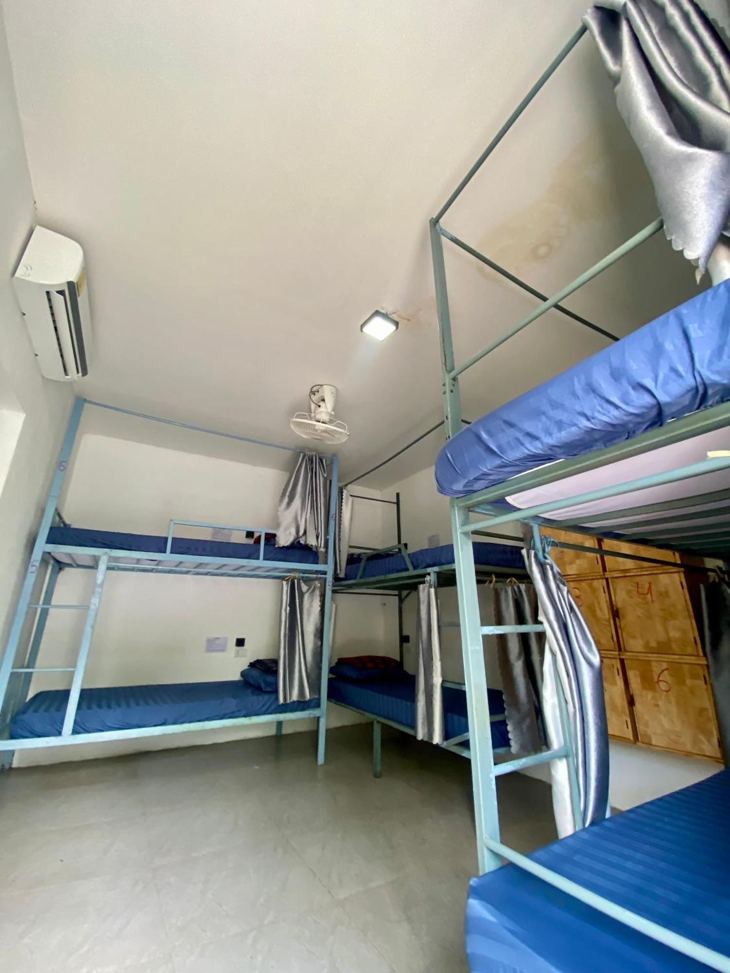 Sunrise Riverside Pool Hostel Луанг Прабанг Екстериор снимка