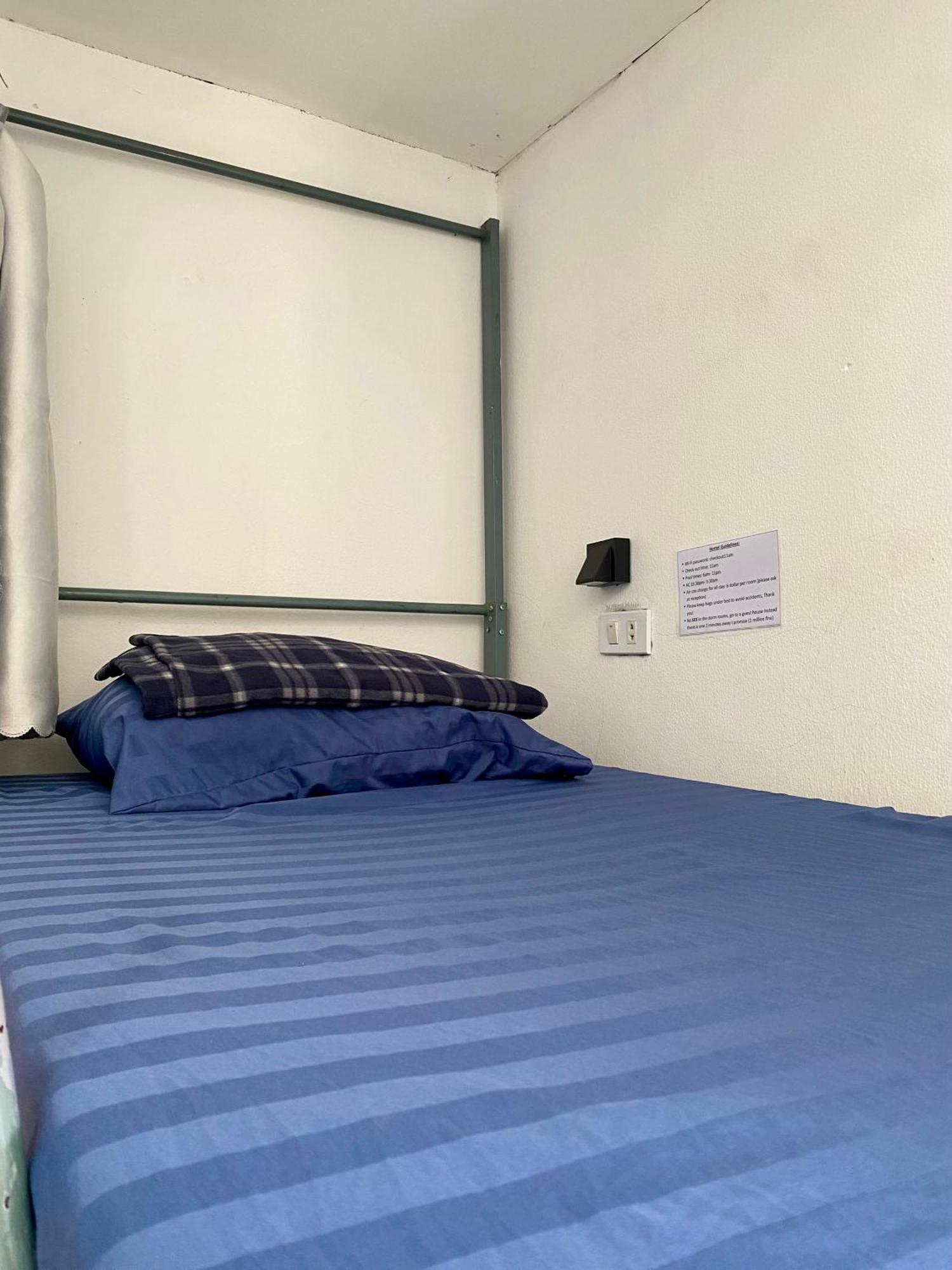 Sunrise Riverside Pool Hostel Луанг Прабанг Екстериор снимка